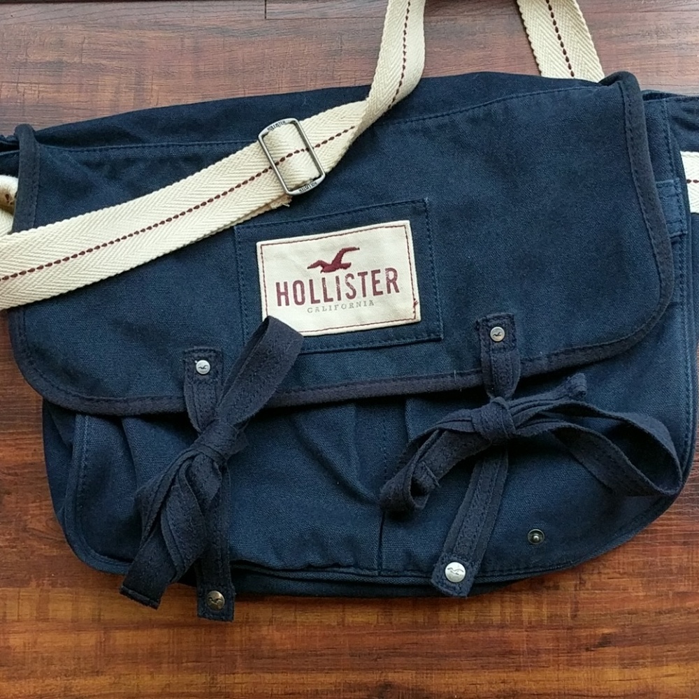 Hollister messenger bag